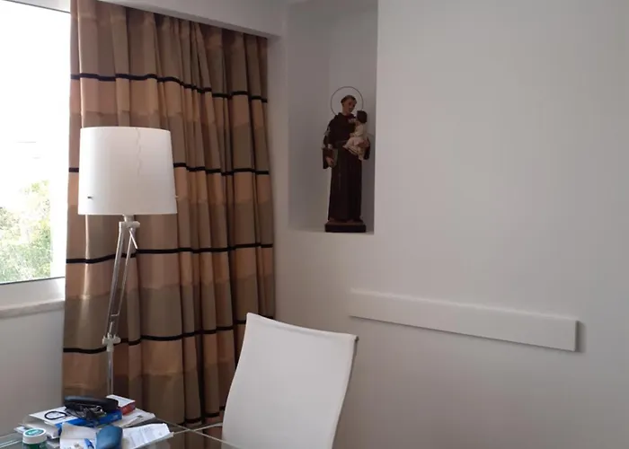 Charming Penthouse * Лиссабон