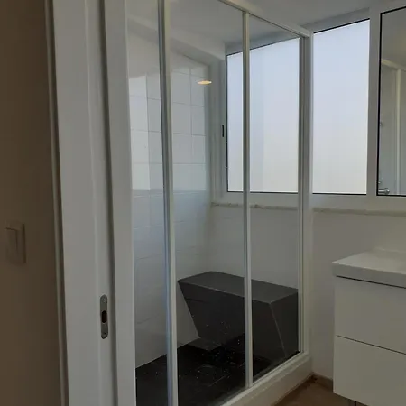 Charming Penthouse Appartement *