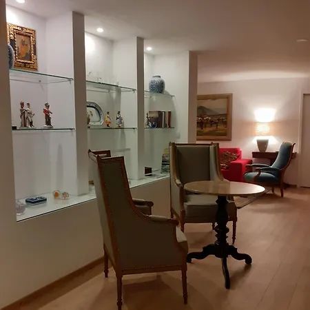Lägenhet Charming Penthouse Lisboa