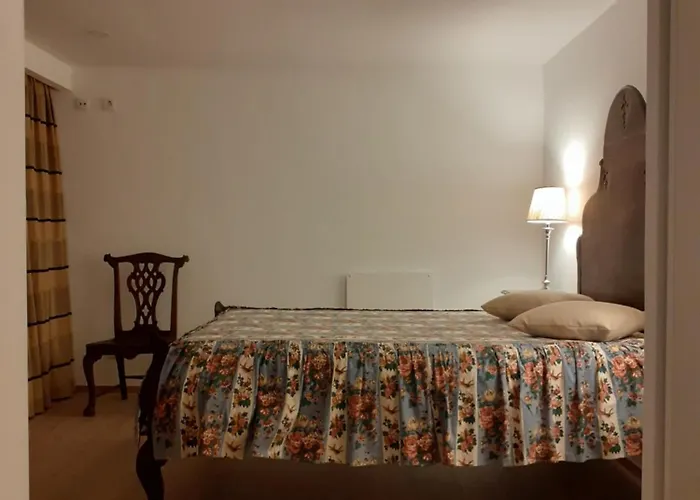 Charming Penthouse Apartment Lisbon